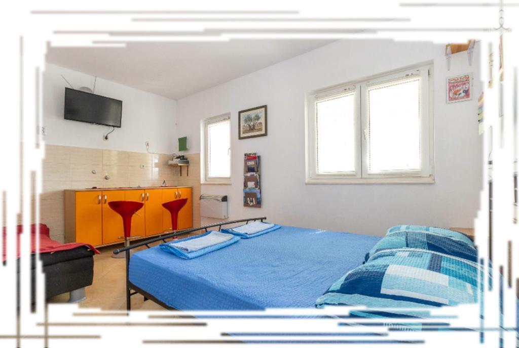 Hostel Oktarin Kastela Oda fotoğraf