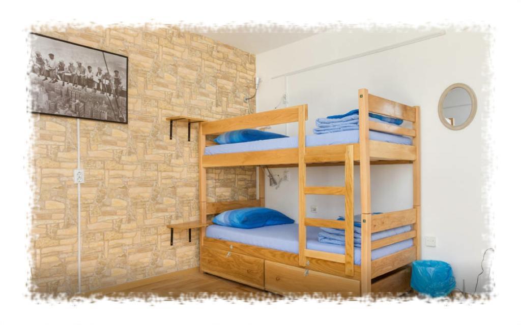 Hostel Oktarin Kastela Oda fotoğraf